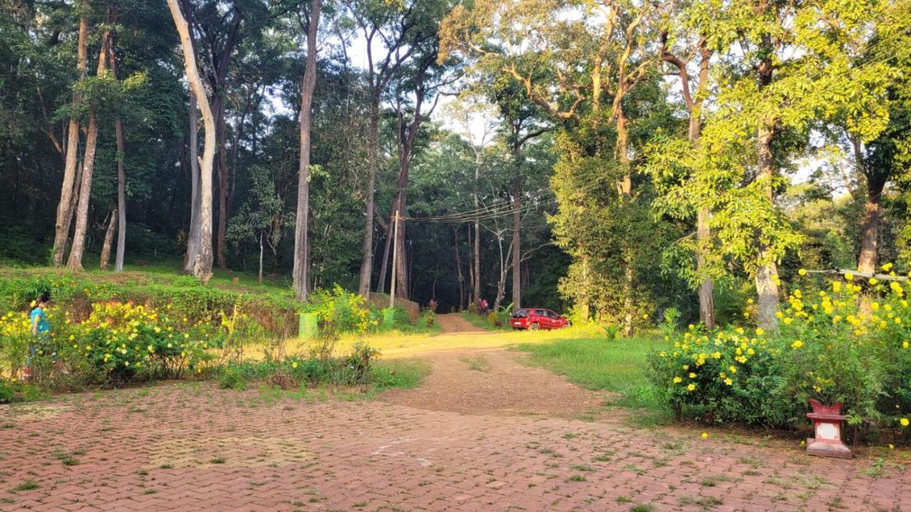 Magod Homestay Idgundi Bagian luar foto